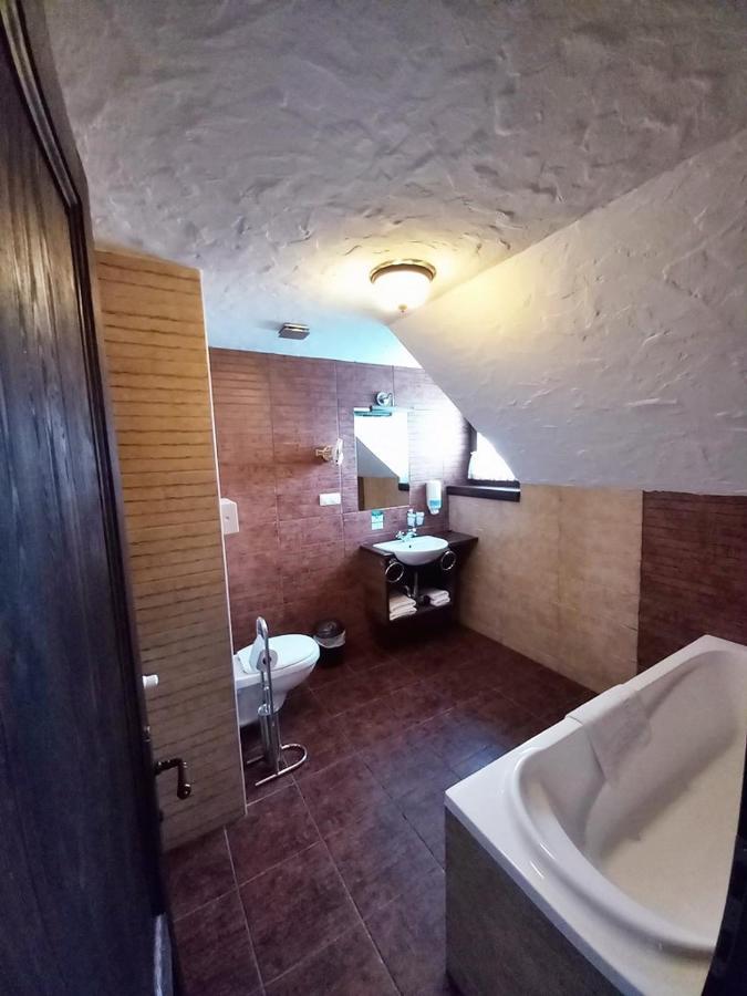 Sári Csárda Panzió Acomodação com café da manhã Dunakiliti Exterior foto